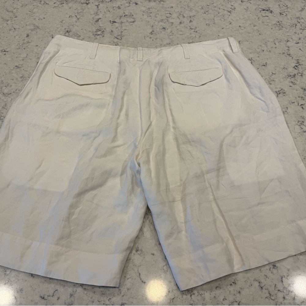 Polo by Ralph Lauren Men's White Flat Front Shorts - Picture 2 of 7